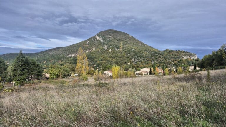 Terrain Constructible à Pont de Barret